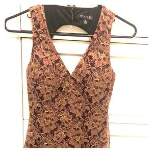 🎉SALE! GUESS Maroon and sparkly gold dress